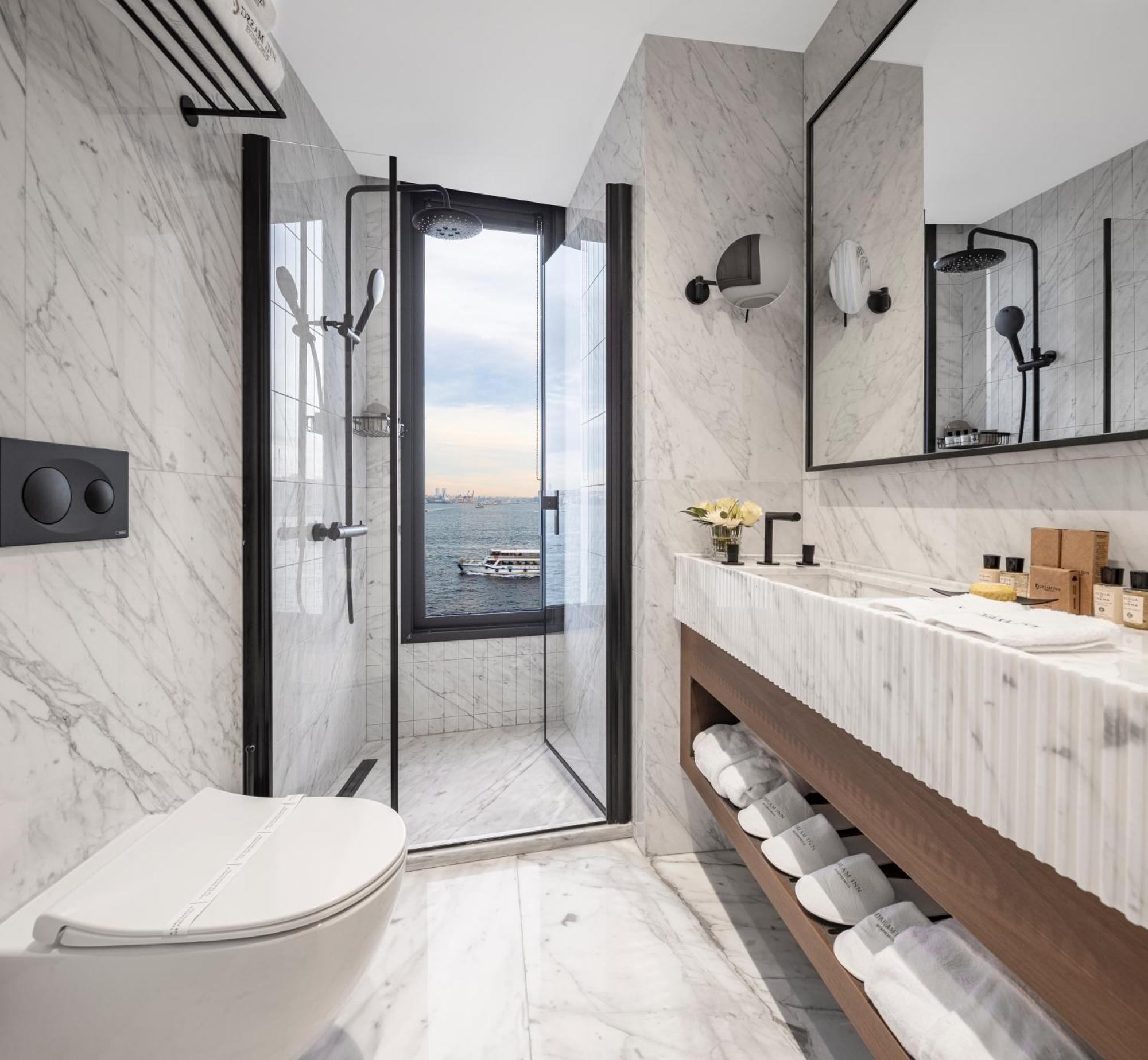 Dream Inn Karakoey Bosphorus Istanboel Buitenkant foto