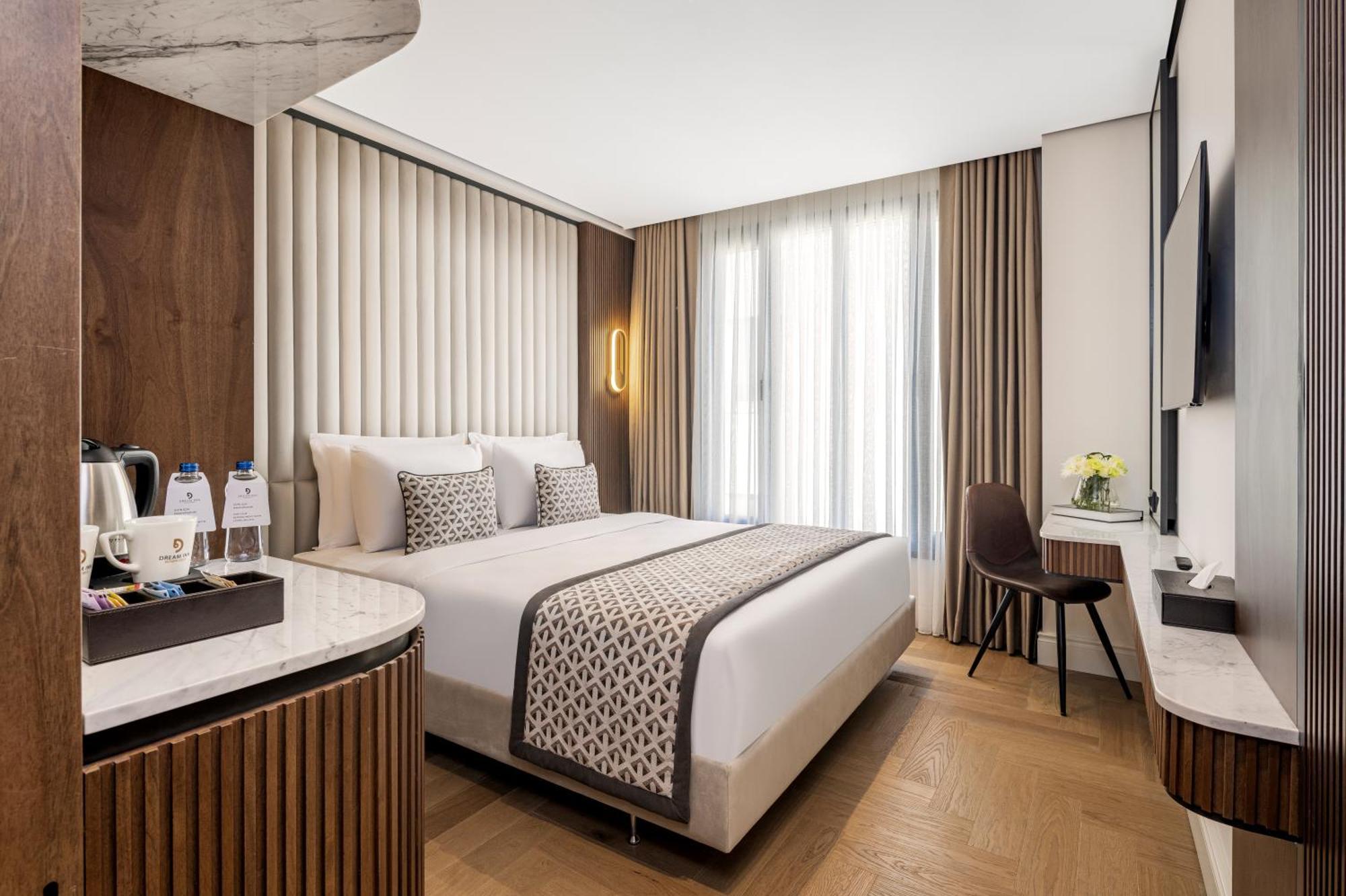 Dream Inn Karakoey Bosphorus Istanboel Buitenkant foto